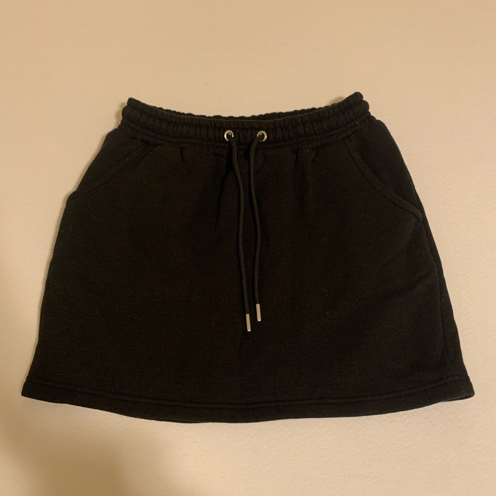 Black comfy black sweat material skirt